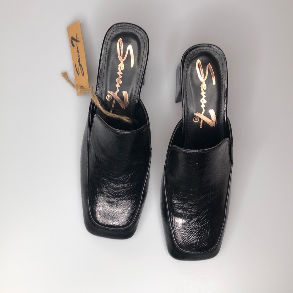 Black shoes